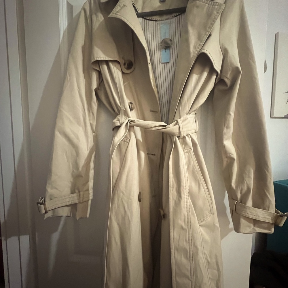 BNWT Trench coat Antonio Melani